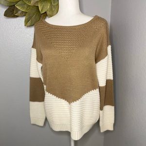 Women’s Color-block Sweater Size M Tan and White